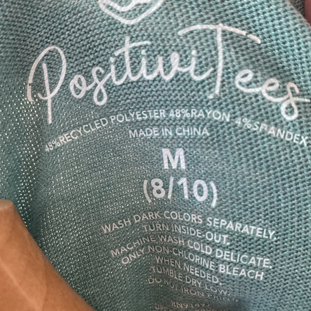Positive Tees size m 8/10 Thankful Grandma Tee. - Picture 4 of 5